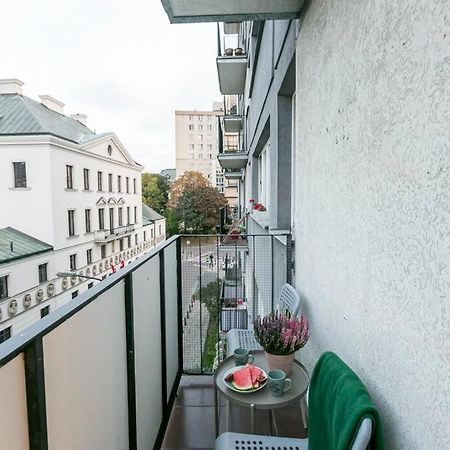 Piekne, Przestronne Mieszkanie Przy Placu Teatralnym. Varšava Exteriér fotografie