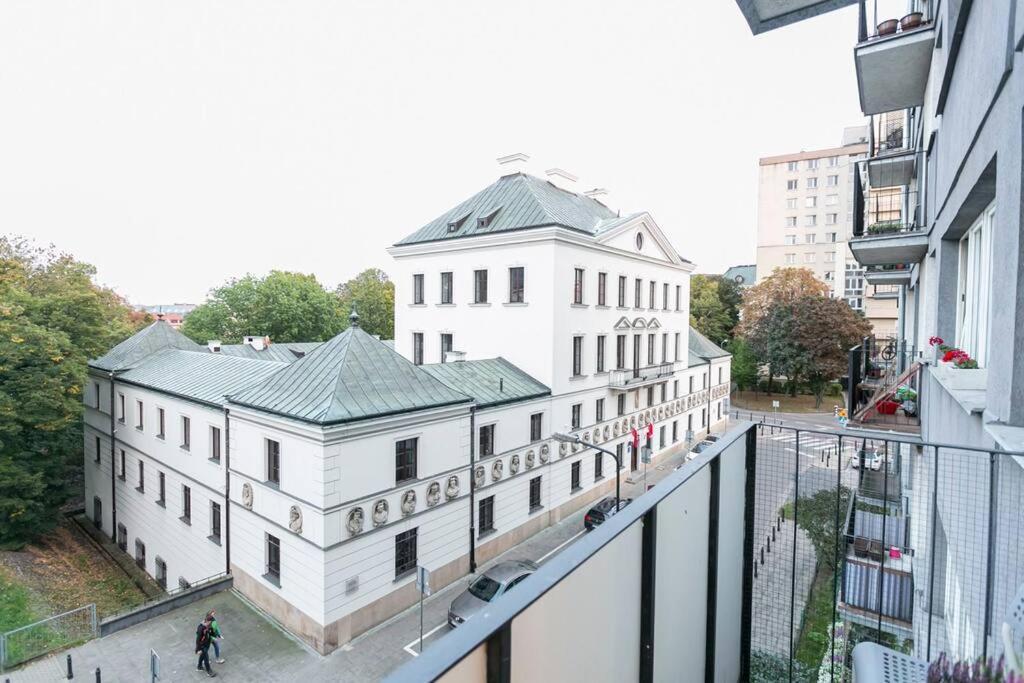 Piekne, Przestronne Mieszkanie Przy Placu Teatralnym. Varšava Exteriér fotografie